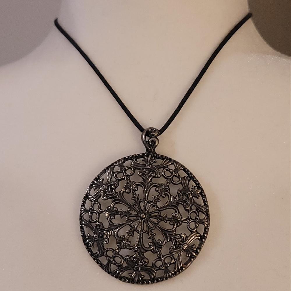 Filigree necklace - costume